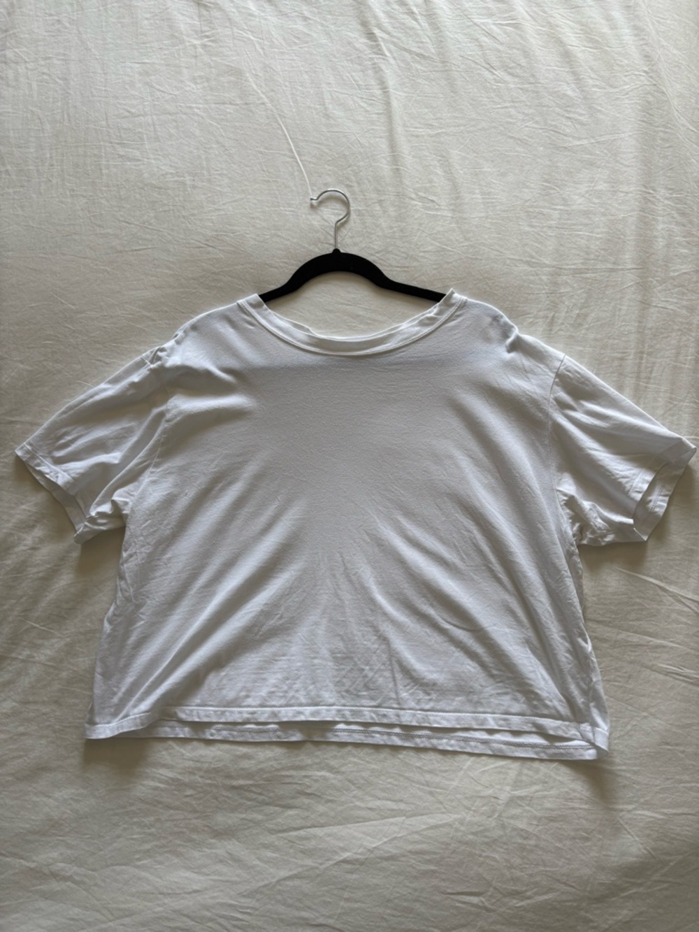 Dex white boxy cropped tee size XL minimalist basic